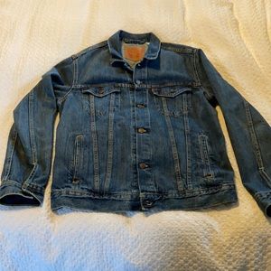 Levi’s Trucker Jacket - Size Large